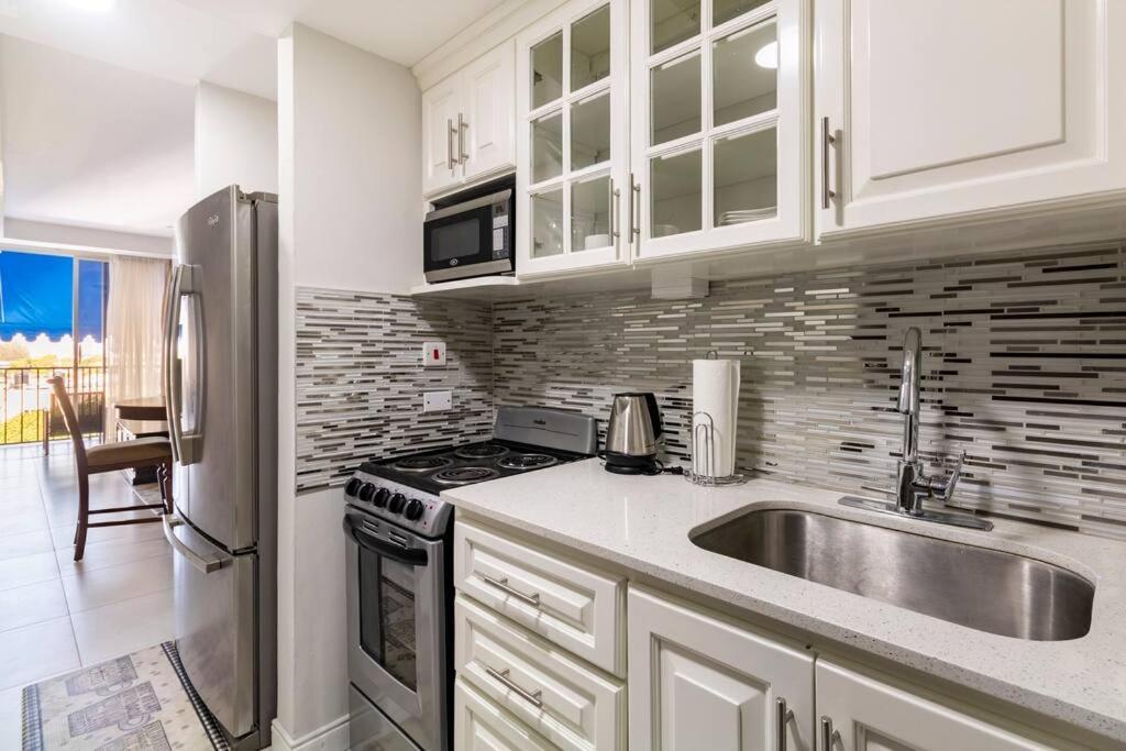 City Edge La Vie 金斯敦 外观 照片